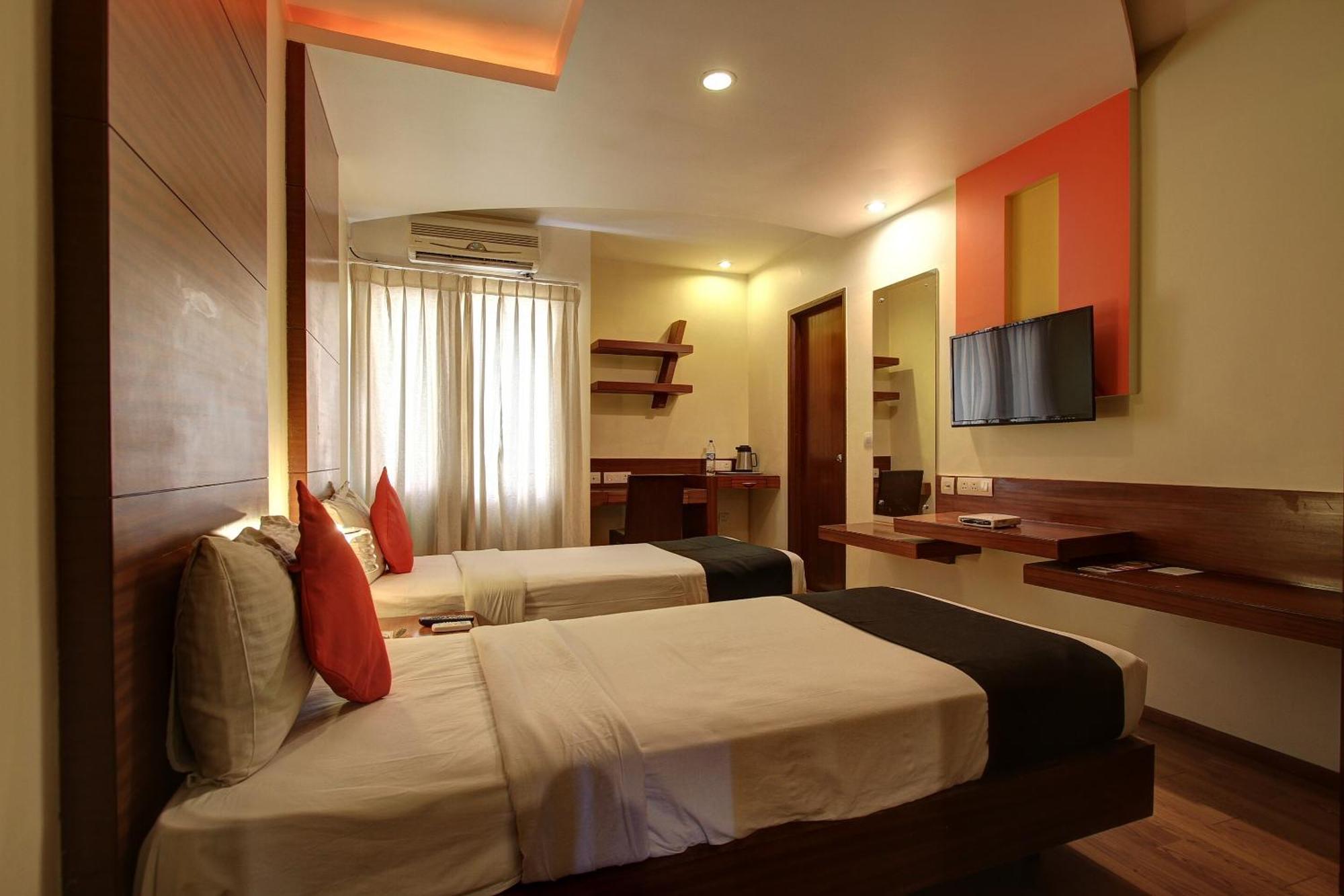 Townhouse Jp Residency Near Delhi Airport Hotel นิวเดลี ภายนอก รูปภาพ